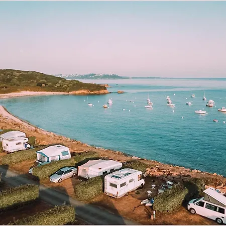 Seasonova Camping Les 7 Iles Trelevern Exterior photo